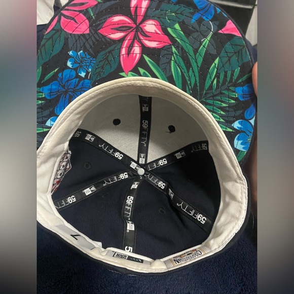 Mlb Yankees fitted 1999 World Series hat - Picture 5 of 5